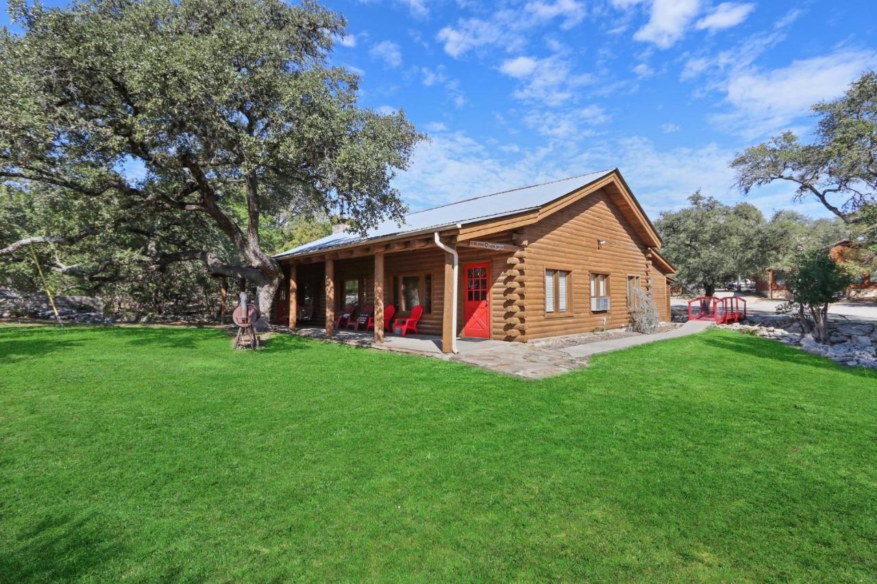 Wimberley Log Cabins Resort And Suites- Unit 4 מראה חיצוני תמונה