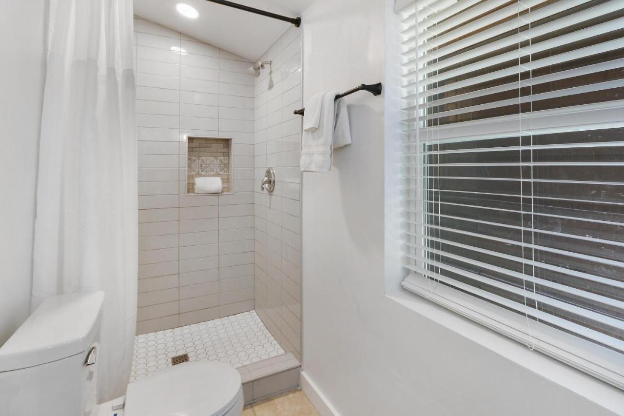 Wimberley Log Cabins Resort And Suites- Unit 4 מראה חיצוני תמונה