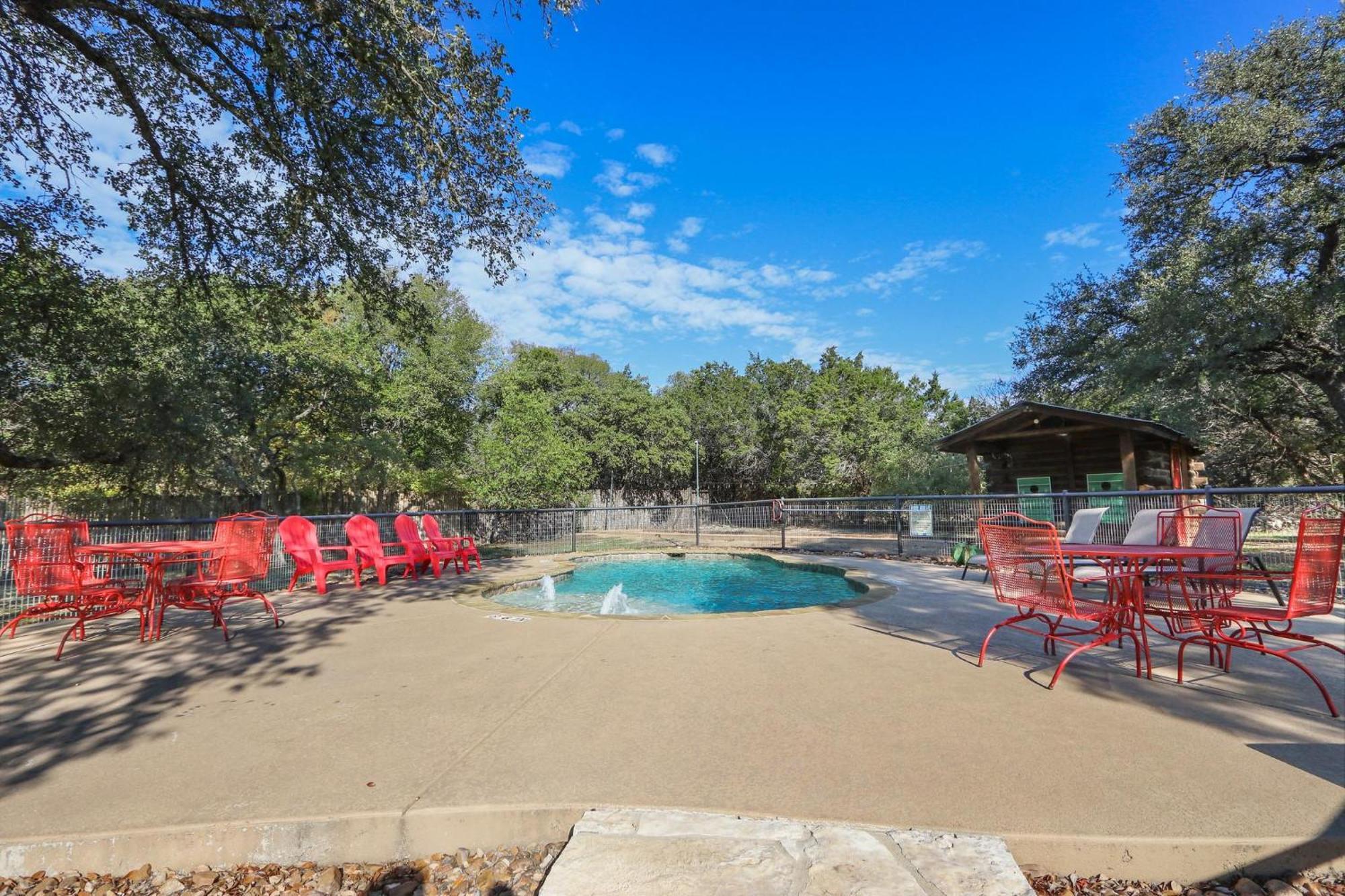 Wimberley Log Cabins Resort And Suites- Unit 4 מראה חיצוני תמונה
