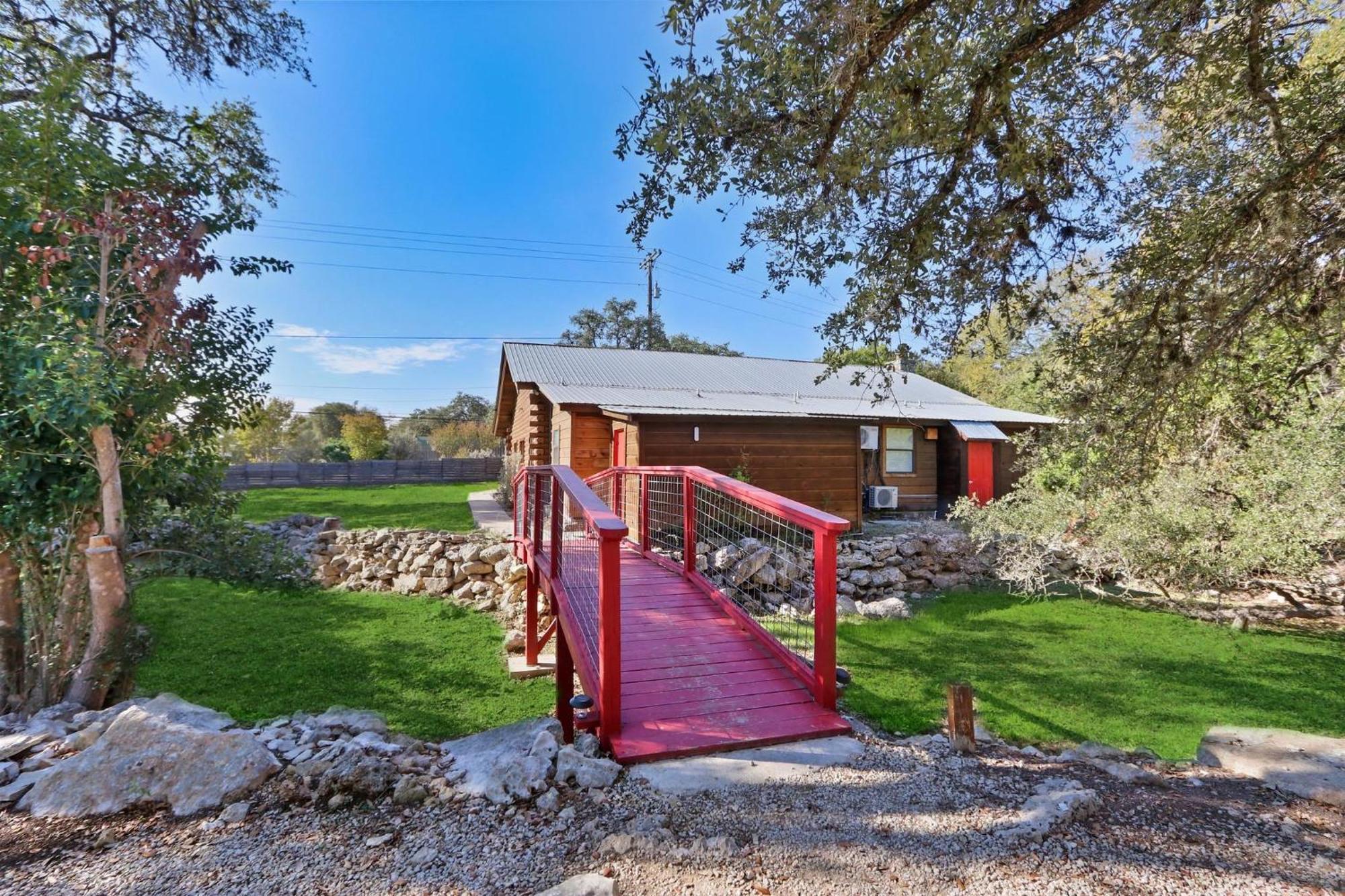 Wimberley Log Cabins Resort And Suites- Unit 4 מראה חיצוני תמונה